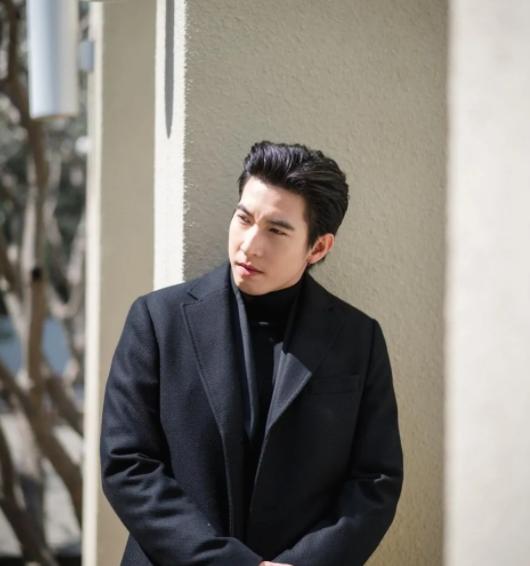 帕金·库姆维拉苏克