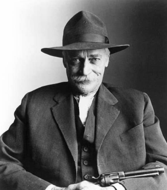 理查德·法恩斯沃斯